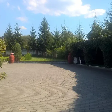 Mini Furmi Πανδοχείο Skhidnytsia